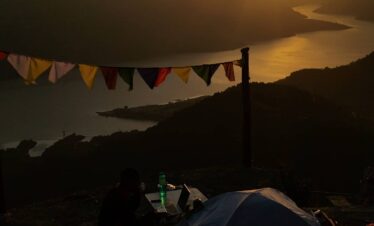 sunrise in tehri lake